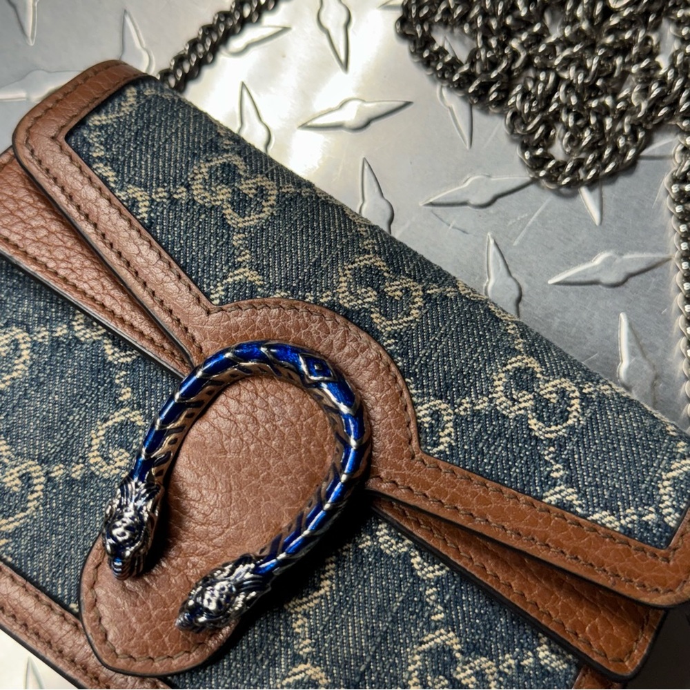 Gucci GG Denim Mini Dionysus Chain Wallet in Blue/Brown - Picture 3 of 11